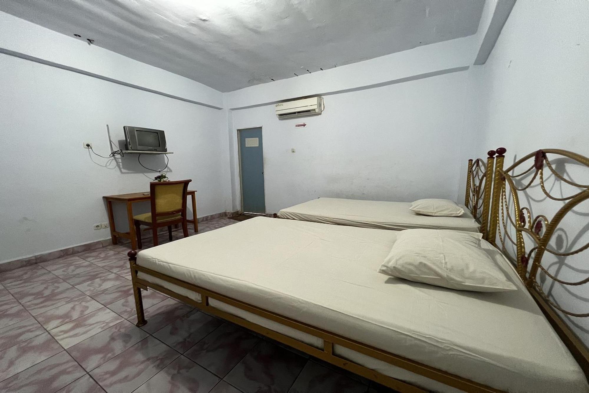 Oyo 91757 Surya Hotelneartaman Anggrek Pkk Watansoppeng Lalabata Dış mekan fotoğraf
